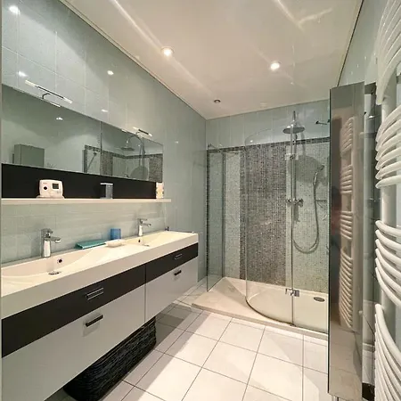 Beautiful 8 Guests - Pool Access In * Mandelieu-la-Napoule